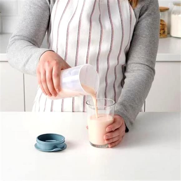 - IKEA STANDARDMATT Shaker, graduated 17oz - Picture 1 of 4